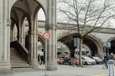 Système de transport suisse et achat en ligne de vignette