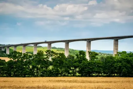 Vignettes d'autoroute en Hongrie : Comment et pourquoi les acheter ?